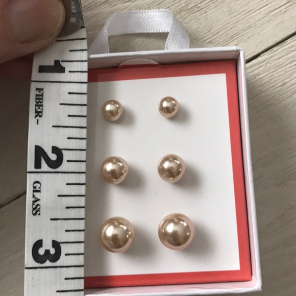 3 PAIR EARRING SET-NWOT - Picture 4 of 5